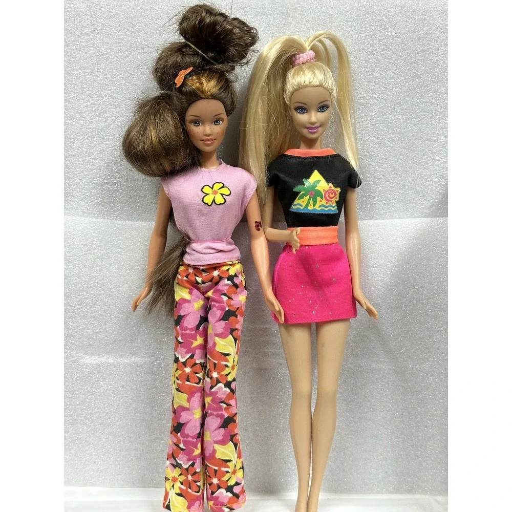 Mattel Barbie 1995-1998 Dolls Fashion Statement‎ of The 90s Lot of Two Outfits